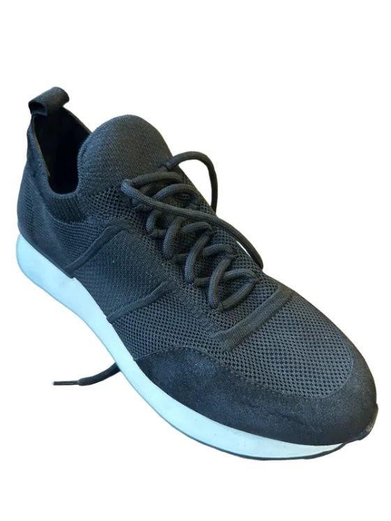 MODEL 047 — Spor
